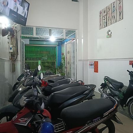 Hotel Phuong Linh Ho Chi Minh City Exterior photo