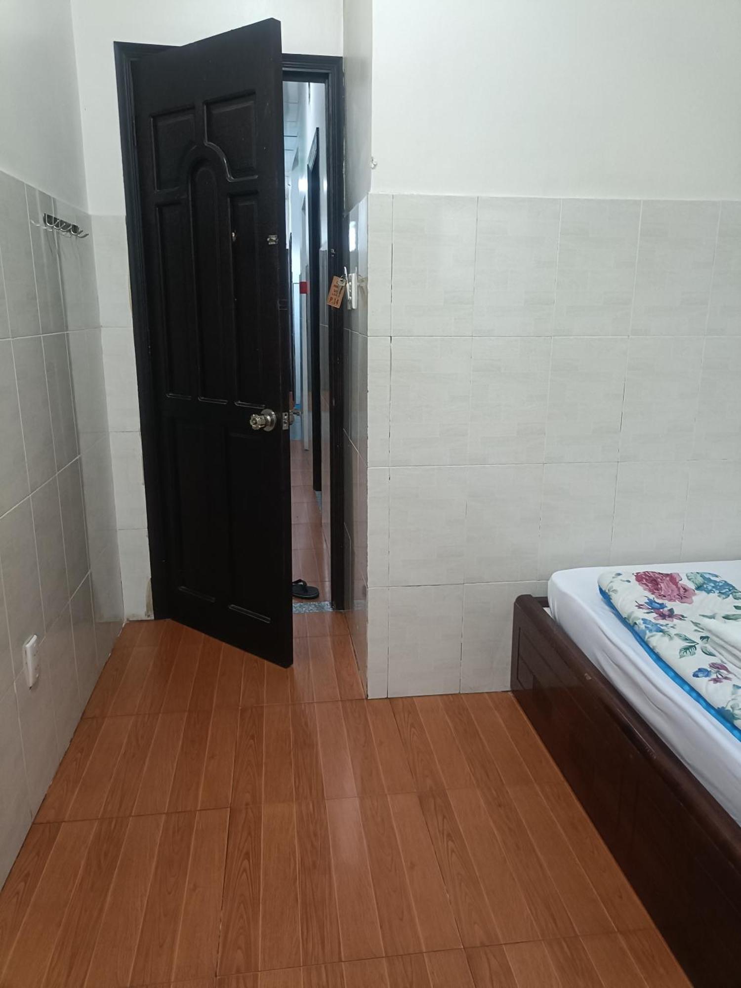 Hotel Phuong Linh Ho Chi Minh City Exterior photo