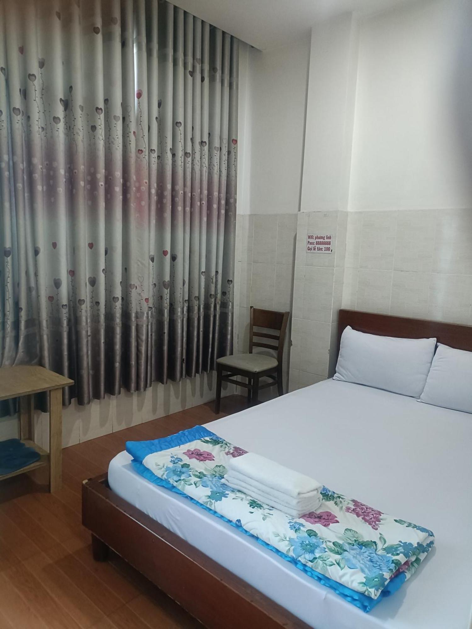 Hotel Phuong Linh Ho Chi Minh City Exterior photo